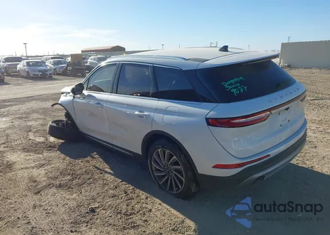 2023 Lincoln Corsair Reserve z USA, uszkodzony, nr VIN 5LMCJ2DA0PUL07334